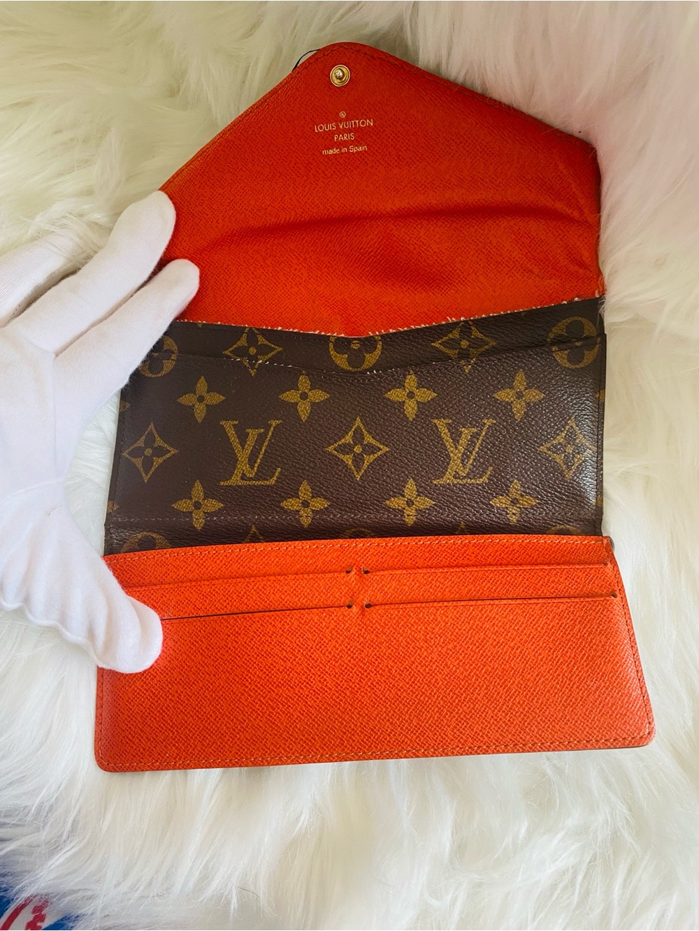 Louis Vuitton Authentic Josephine Monogram Canvas Wallet in Brown and Cerise Red